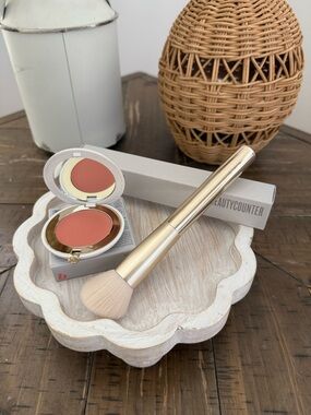 Beautycounter Bundle Cream Blush in Cider w/ BeautyCounter bronzer brush NIB